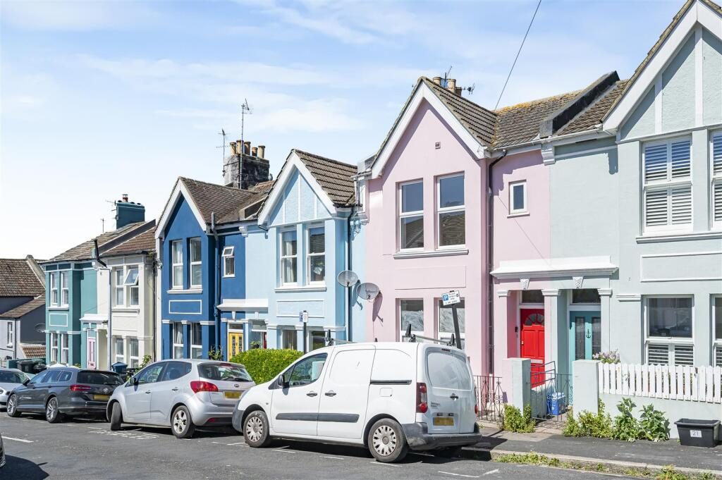 Terraced House