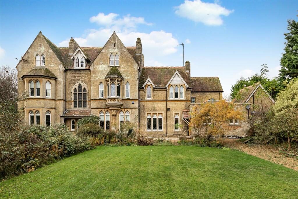 Detached House