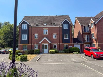 Property on Gould Close, RG14 5QL