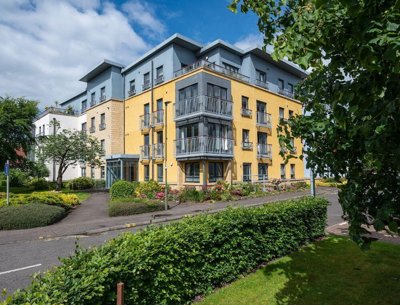 Property on EH4 6EJ