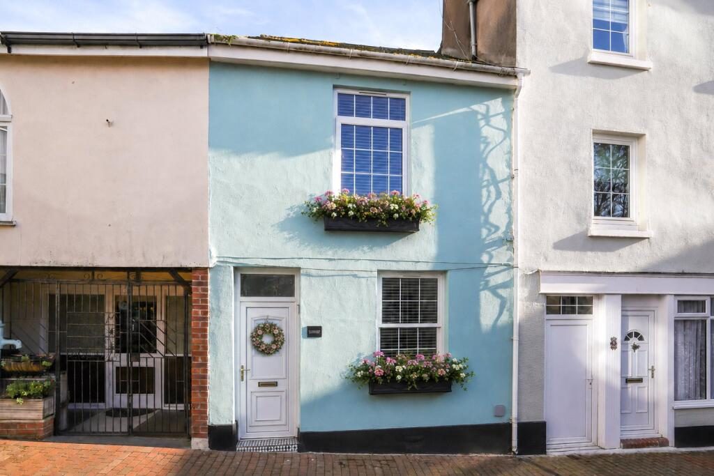 Terraced House