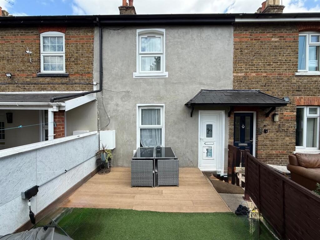 Terraced House