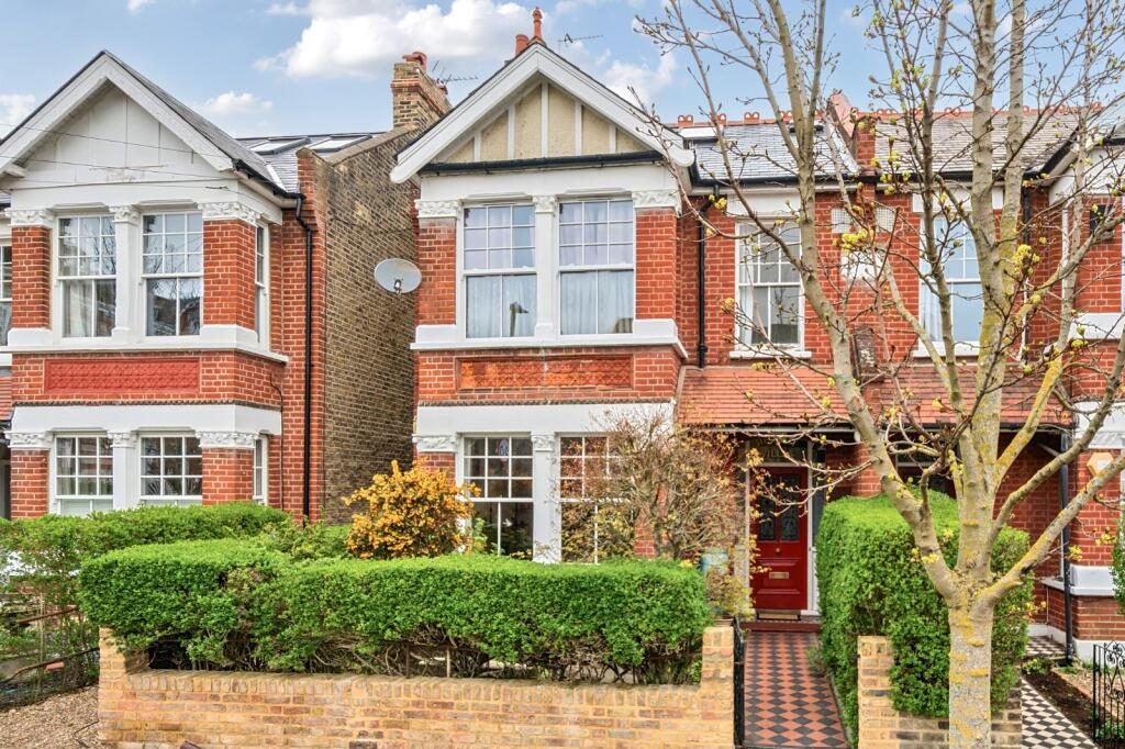 Terraced House