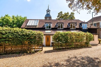 Property on Church Street, TW16 6RG
