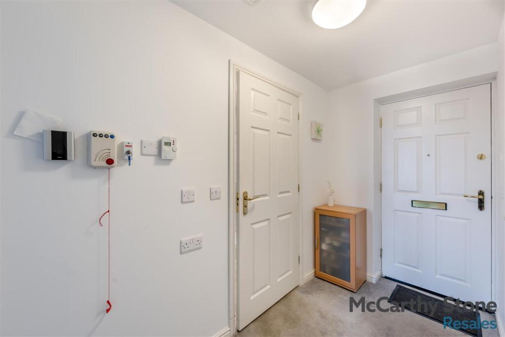 Thumbnail 36