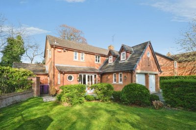 Property on The Copse, L18 3NH