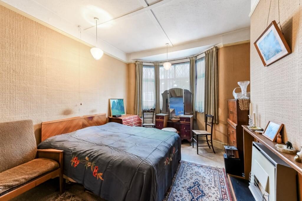 Thumbnail 12