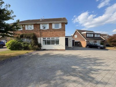 Property on Aintree Road, NN3 6EA