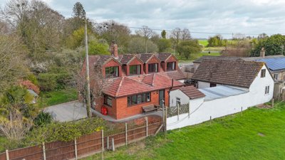 Property on GL18 1HG