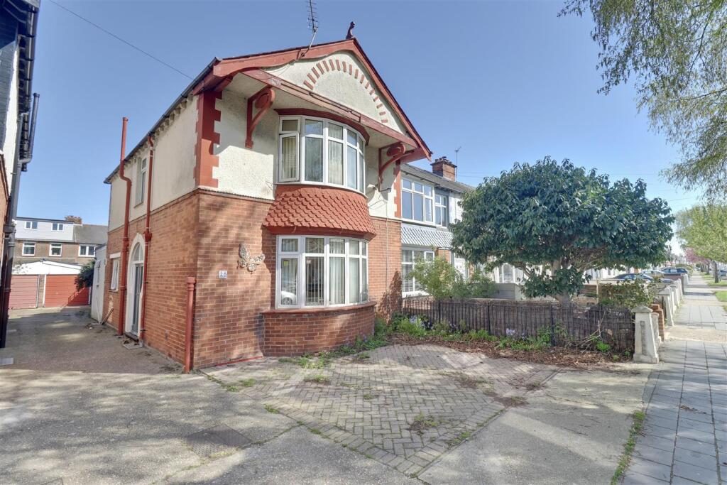 Terraced House