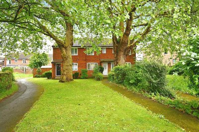 Property on Bondgate, HG4 1QE