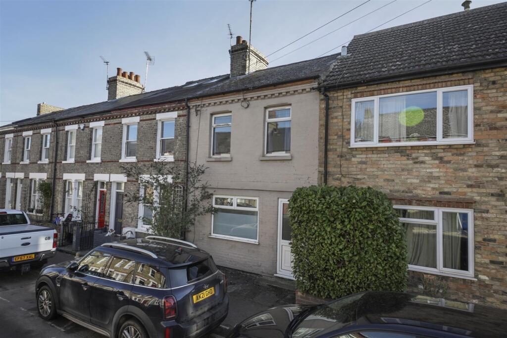 Terraced House