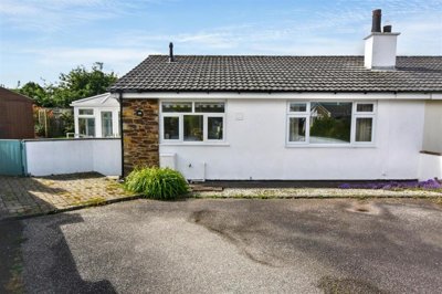 Property on Roseland Park, TR14 8NA