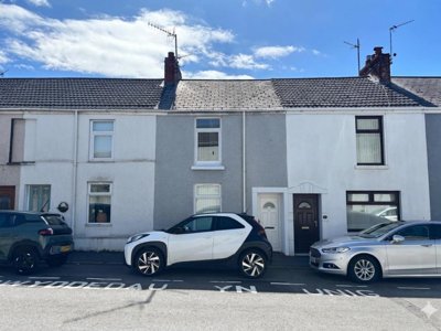 Property on Upper William Street, SA15 1SL