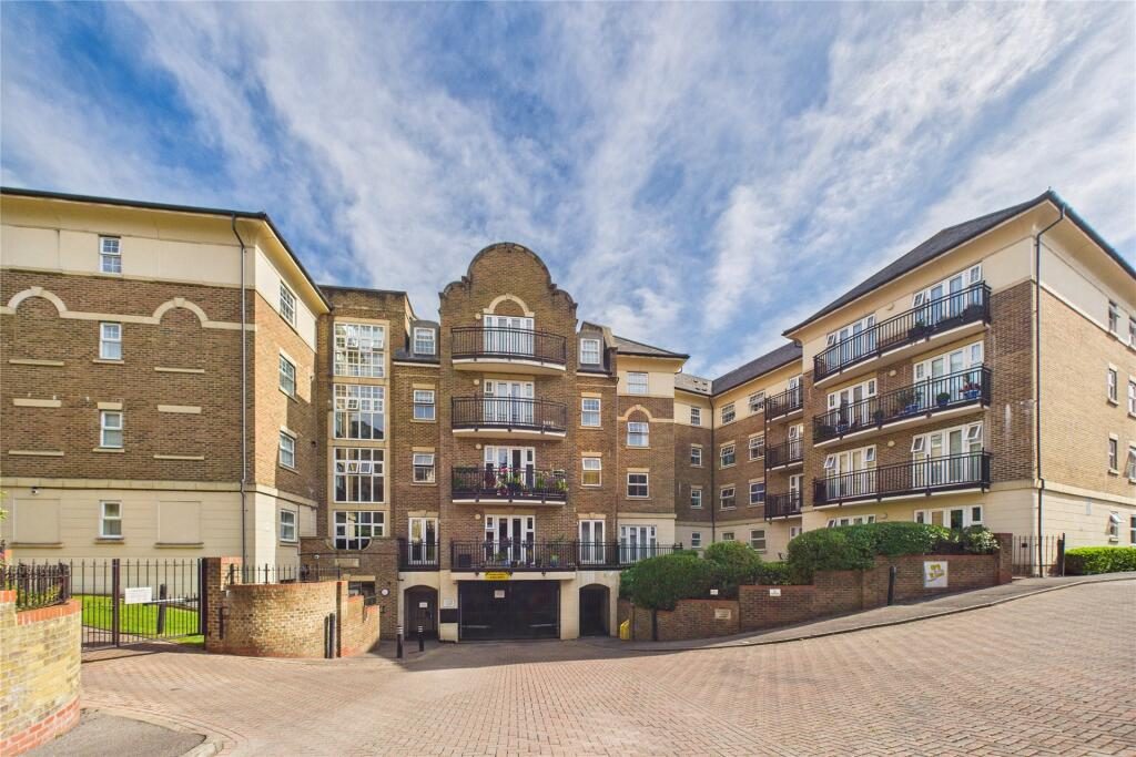 Property main image