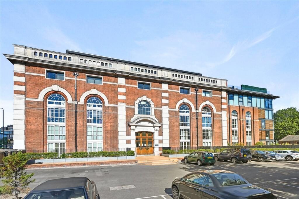 Property main image