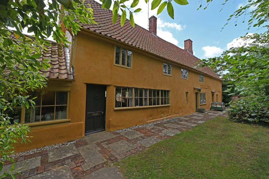 Detached House