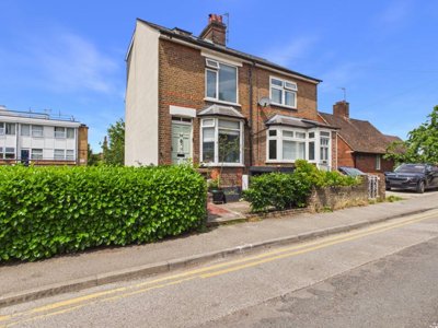 Property on Gladstone Road, HP5 3AD