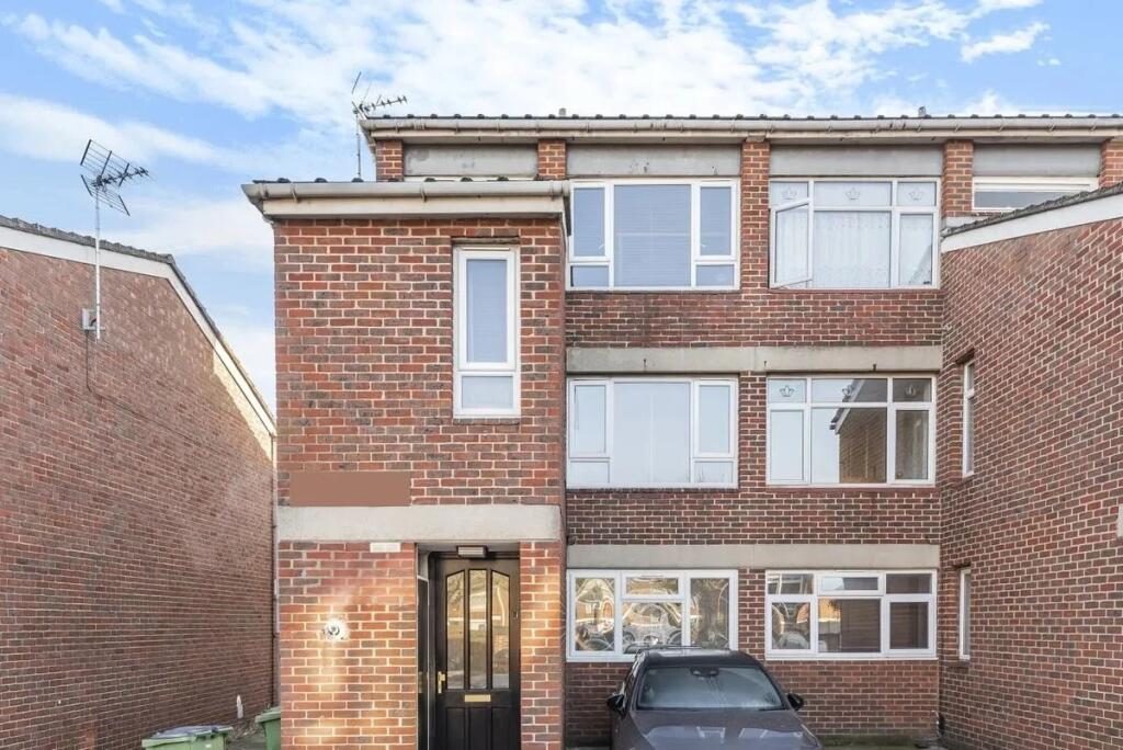 Property main image
