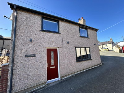 Property on Pen Y Parc, LL30 3BW