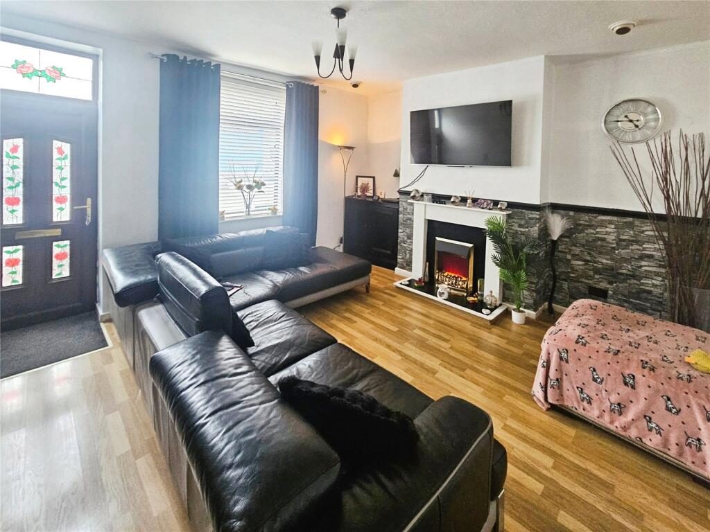 Terraced House