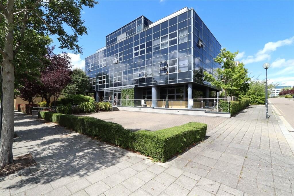 Property main image
