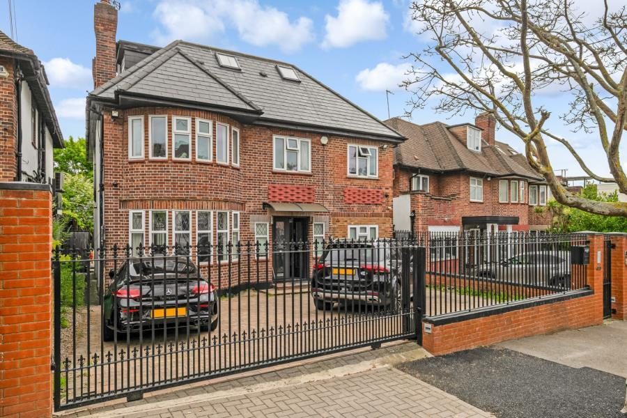 Terraced House