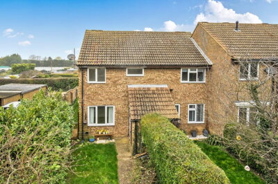 Property on Hillside Road, SG16 6LP