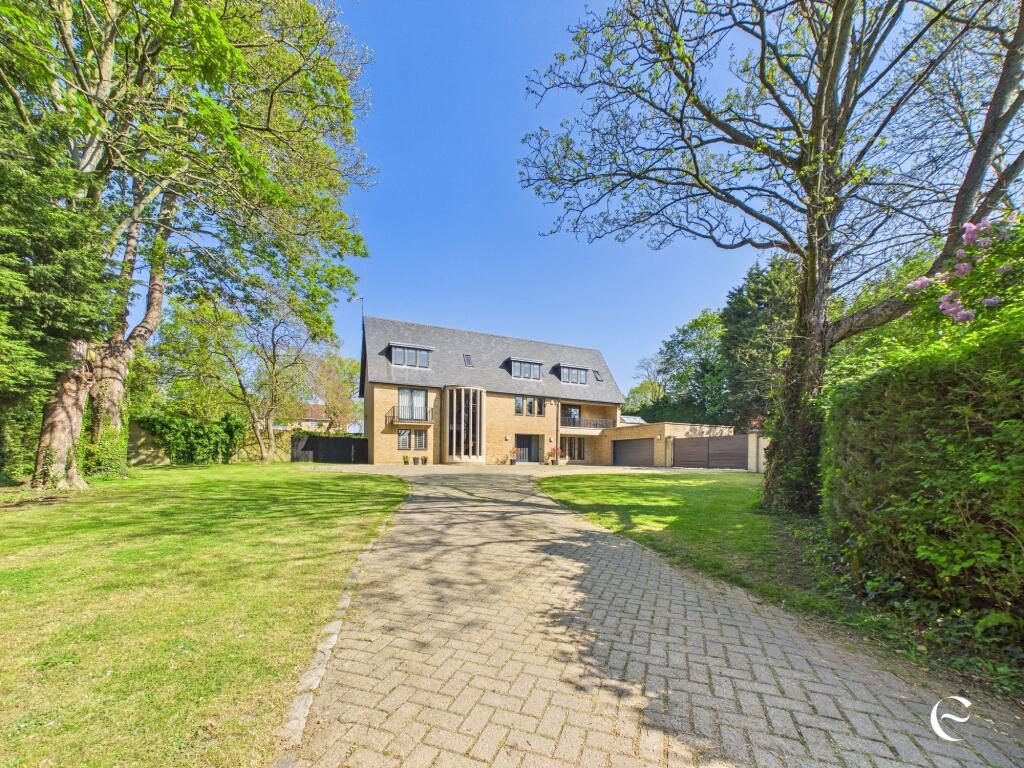Property main image