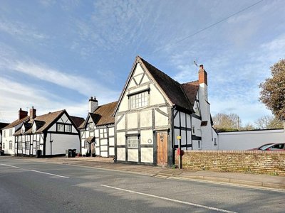 Property on Church Street, WR10 3AN