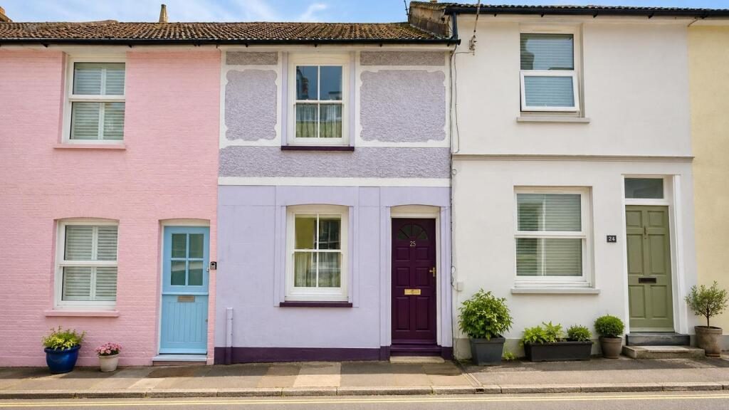 Terraced House