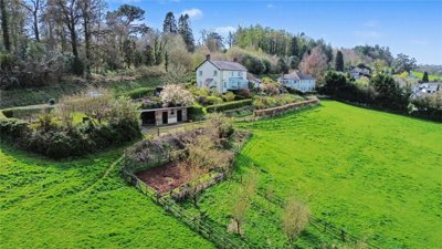 Property on EX16 8BD