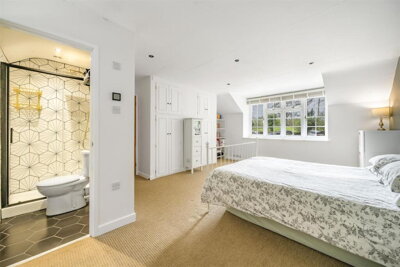 Property on Ledgate Lane, PL7 5AP