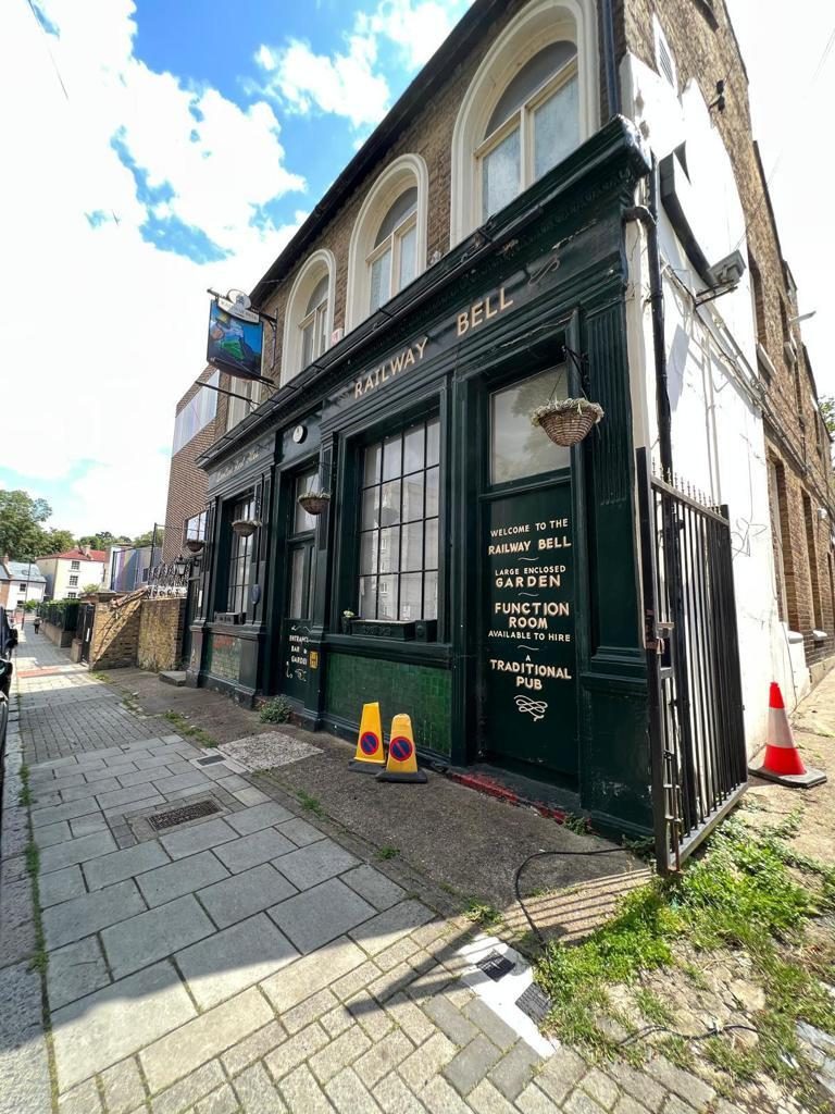 Pub
