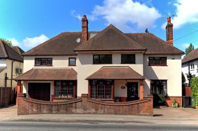 Property on Mountnessing Road, CM12 9EU