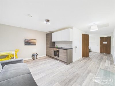 Property on Leigh Street, L1 1NT