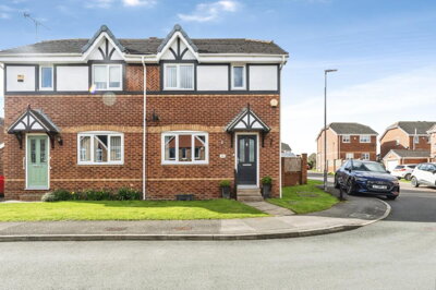 Property on The Heathers, WF4 1TQ