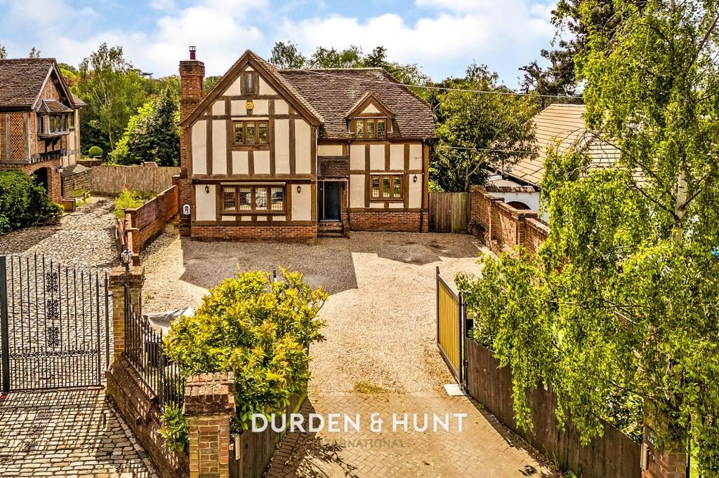 Property main image