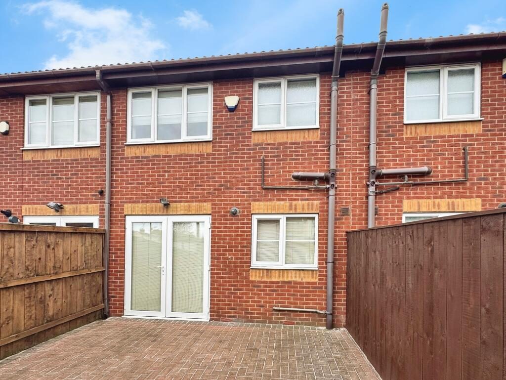 Terraced House
