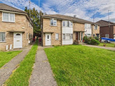 Property on Ivydene Road, RG30 1HT