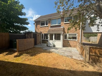 Property on Rosedale Gardens, RG12 7EY