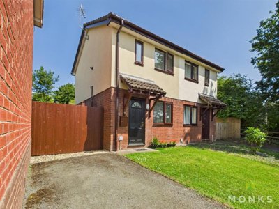 Property on Crampton Court, SY11 2YP