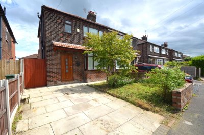 Property on Dumbarton Road, SK5 7EX