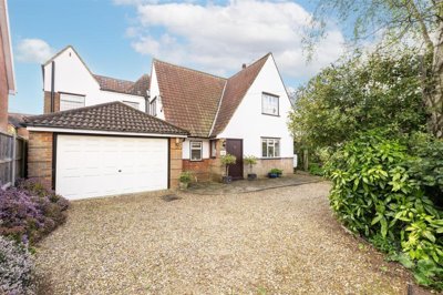 Property on Cornwall Road, AL5 4TG