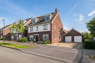 Property on Foxglove Drive, RH10 3XR