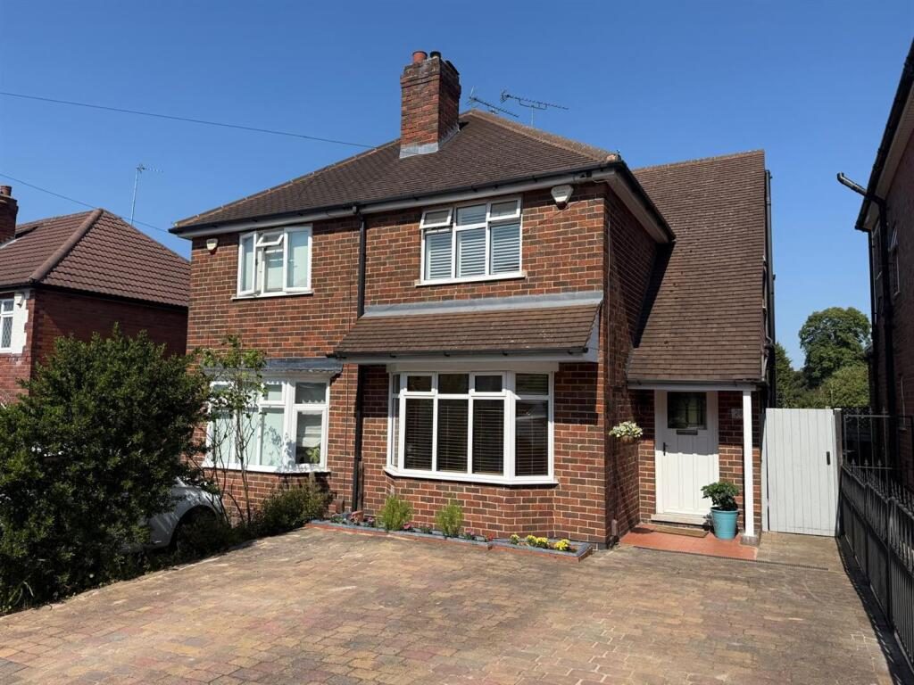 Property main image