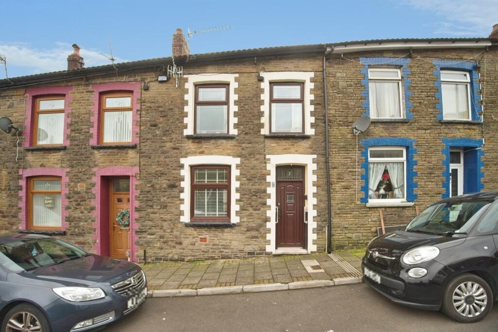 Terraced House