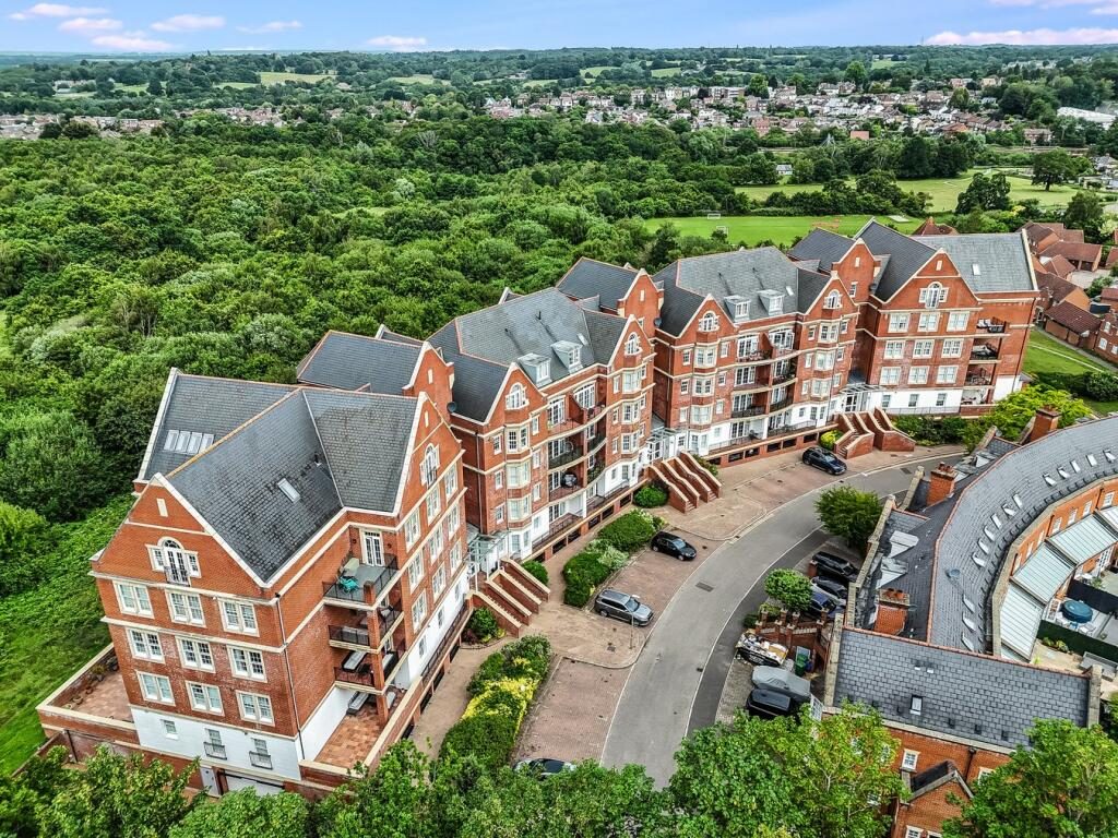 Property main image