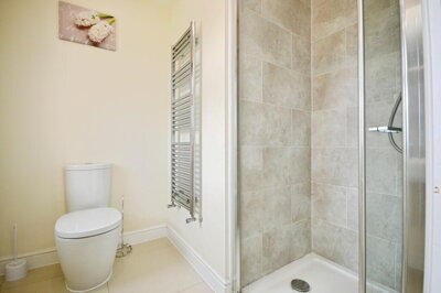 Property on Cilfach Crwys, LL57 2QA