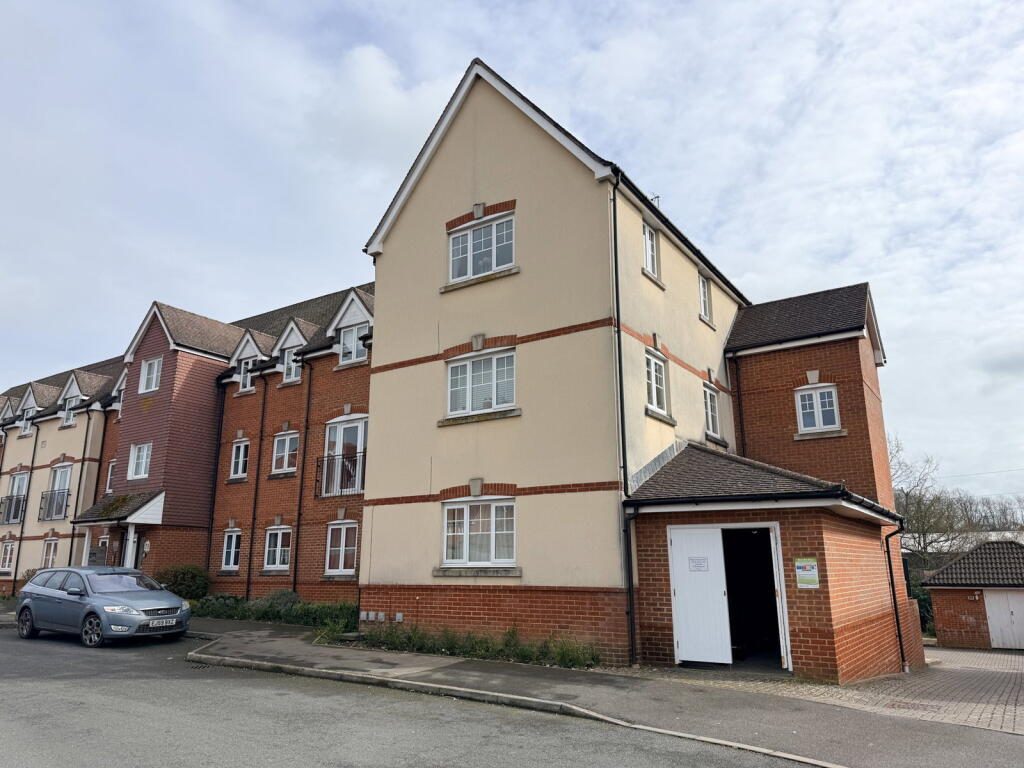 Property main image